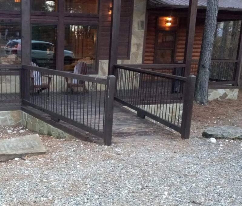 Iron Horse Lodge Sleeps 18, Games, Fire Pit, Hot Tub, Ev, More Броукън Боу Екстериор снимка