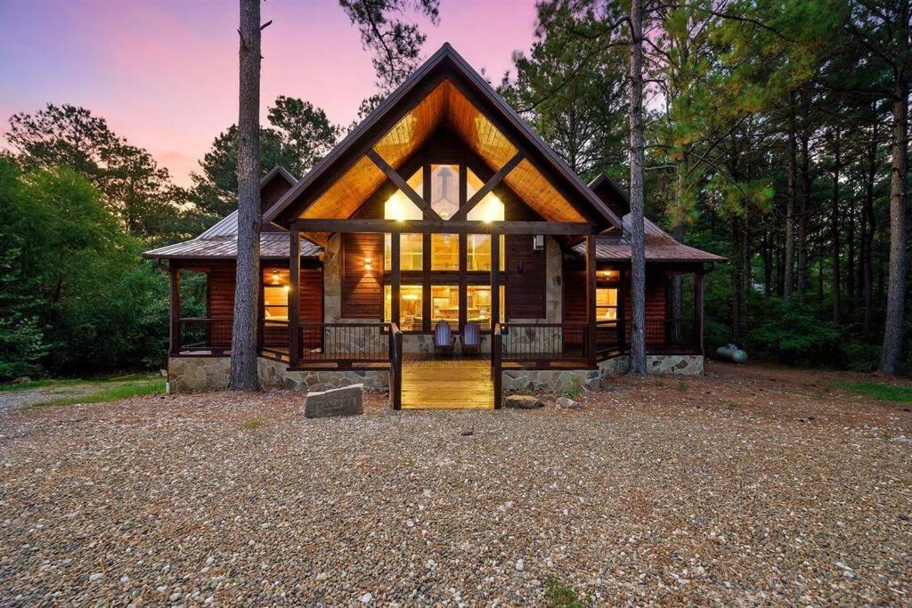 Iron Horse Lodge Sleeps 18, Games, Fire Pit, Hot Tub, Ev, More Броукън Боу Екстериор снимка